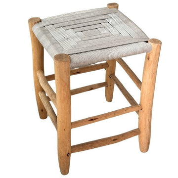 Tabouret artisanal Tazrout  en bois et Kittane gris