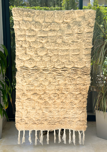 Tapis berbère Beni Ouarain damier beige 100% laine de mouton - 150cm / 98cm