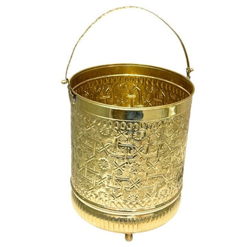 Seau grand en laiton traditionnel