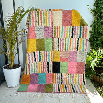 Tapis berbère Azilal coloré 100% laine de mouton 2,34m/1,72m