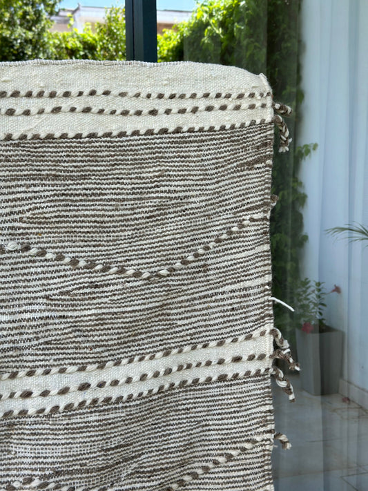 Tapis artisanal Zanafi taupe 100% coton 150cm/97cm