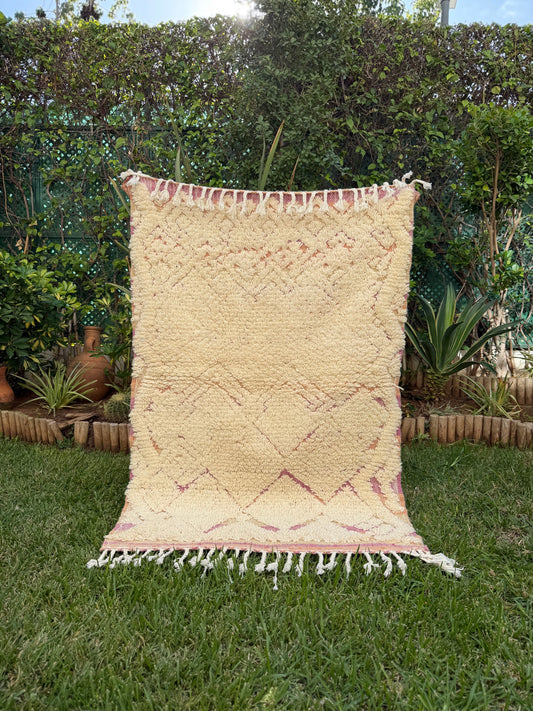 Tapis Berbère Azilal 100% Crème Rose en Laine De Mouton 1,48m /1,01m