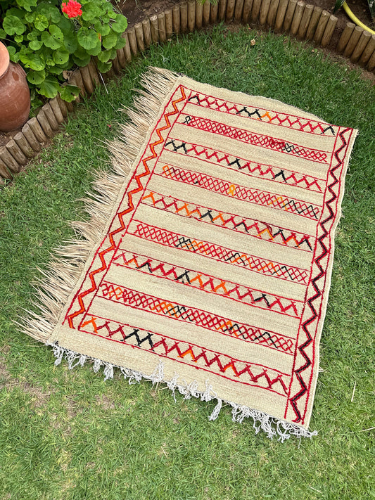 Tapis artisanal Extérieur en osier et laine 1m55/1m20