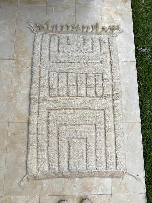 Tapis berbère Beni Ouarain crème 100% laine de mouton - 140cm / 86cm