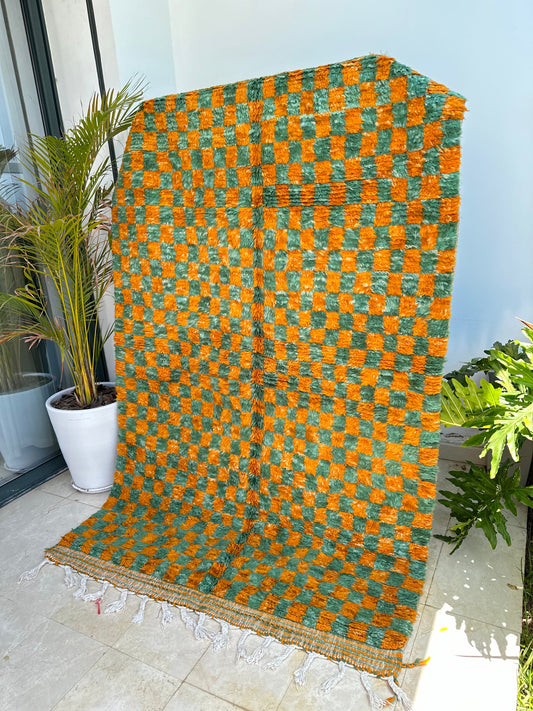 Tapis berbère Beni Ouarain damier orange et vert 100% laine de mouton - 2,54m/1,54m