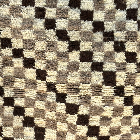 Tapis berbère Beni Ouarain damier crème, taupe et marron 100% laine de mouton - 150cm / 108cm