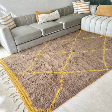 Tapis berbère Beni Ouarain taupe et jaune 100% laine de mouton - 3,00m / 1,92m