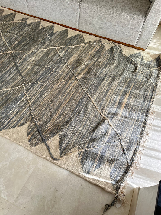 Tapis artisanal Zanafi taupe 100% coton - 3,15m / 1,93m